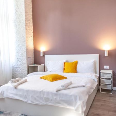 Modern Studio In The Heart Of Iasi Buitenkant foto
