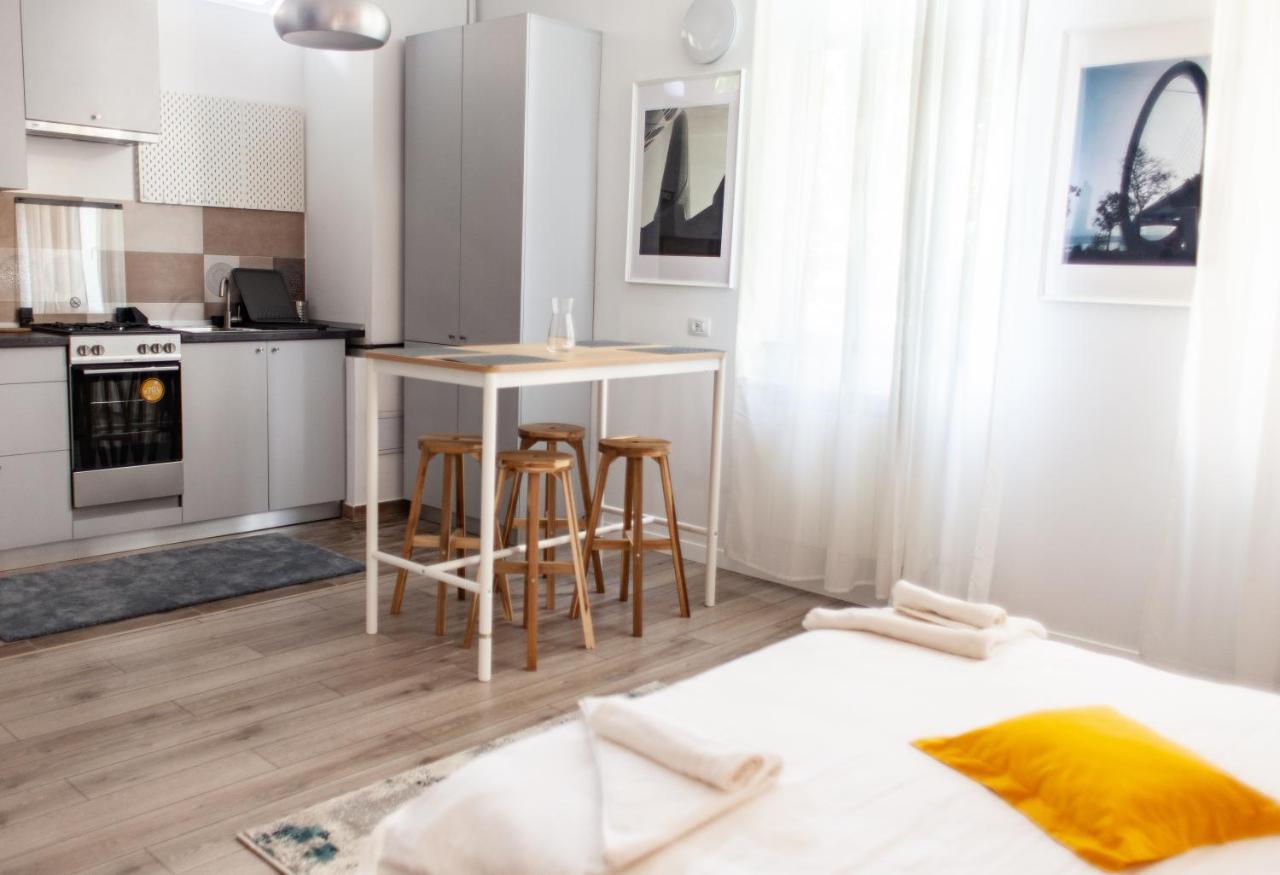 Modern Studio In The Heart Of Iasi Buitenkant foto
