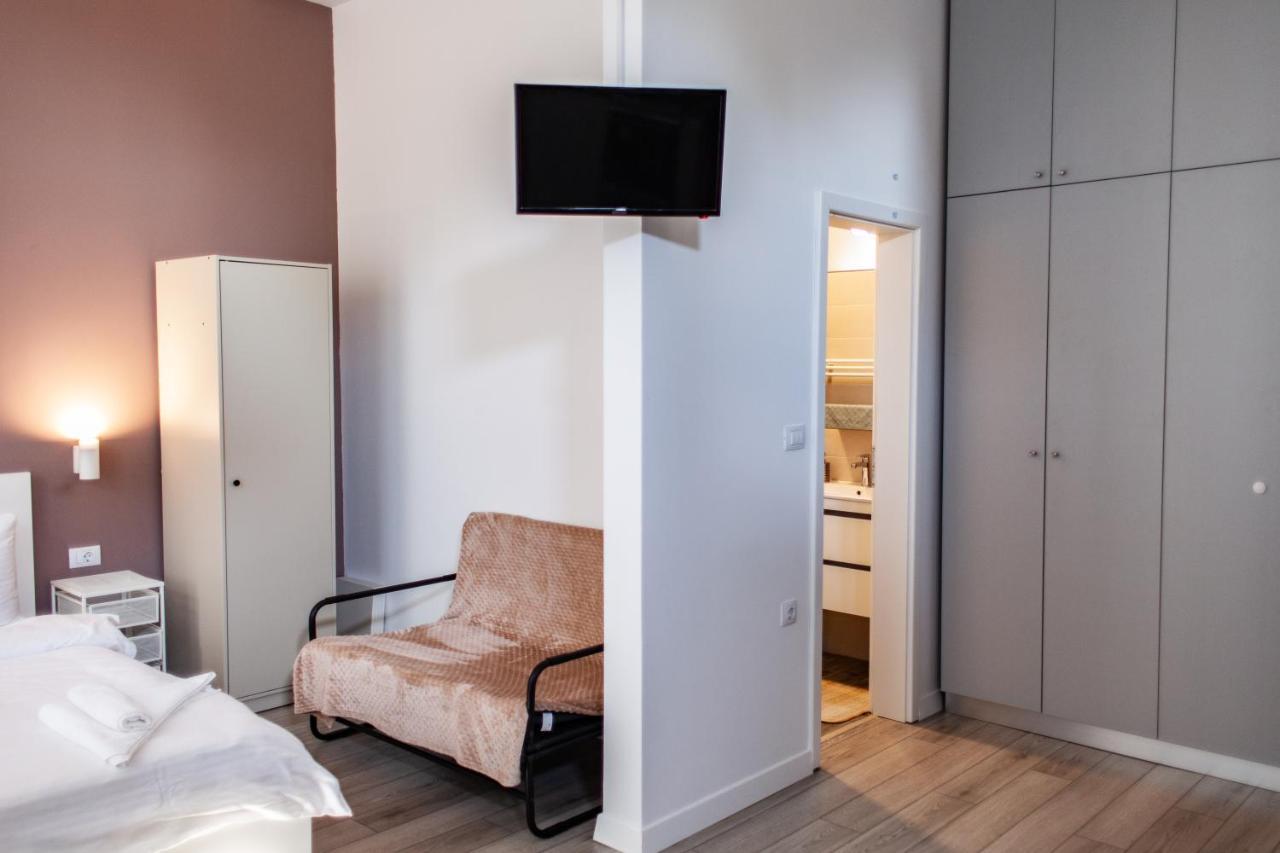 Modern Studio In The Heart Of Iasi Buitenkant foto