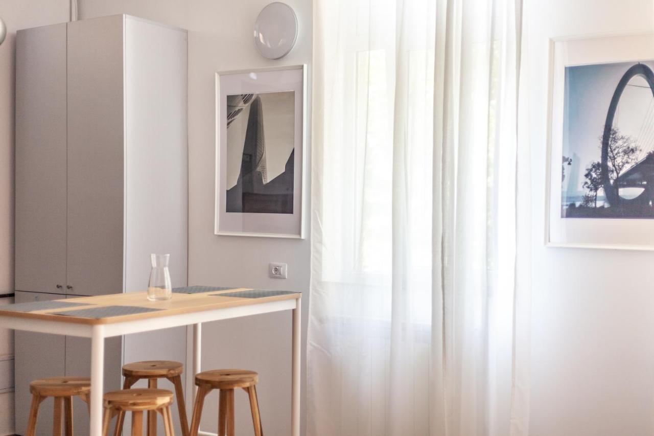 Modern Studio In The Heart Of Iasi Buitenkant foto